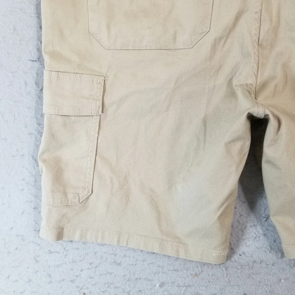 Levi's signature cargo hiking shorts men's 40 x 10 beige Flex stretch outdoor